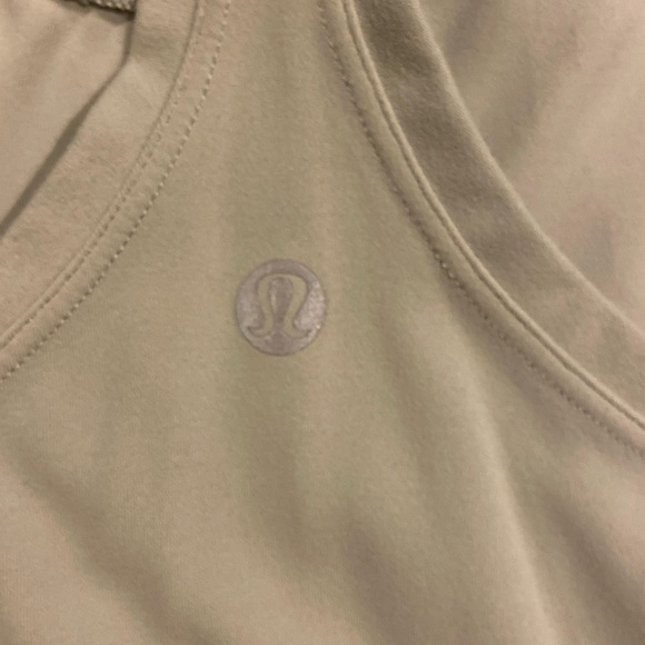 Green Lululemon Razorback - Picture 3 of 3